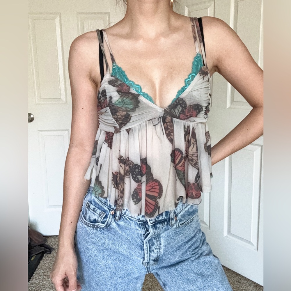 Cute butterfly pattern strap top